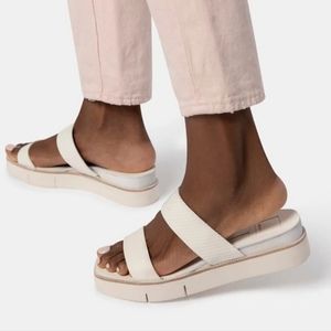 Dolce Vita Parni Sandals
